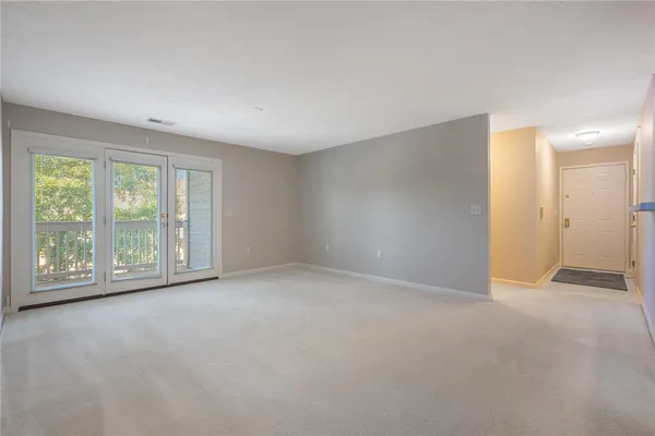 Property Slideshow image 2 of 20 | 1721 waterstone blvd 207, Washington Twp, OH, 45342