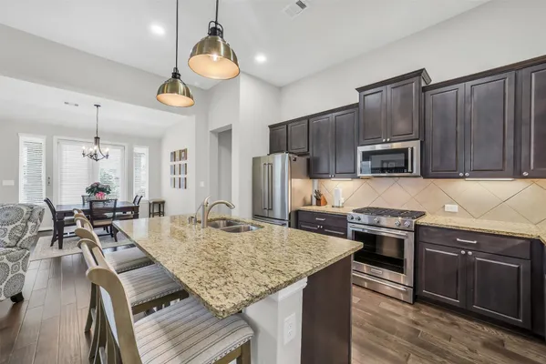 Property Slideshow image 3 of 27 | 29023 zacate creek ln, Fulshear, TX, 77441