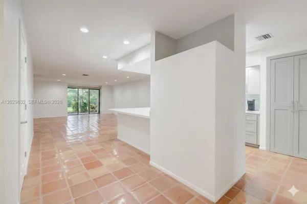 Property Slideshow image 3 of 35 | 5375 10th fairway dr 2, Delray Beach, FL, 33484