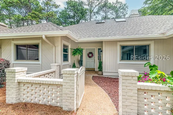 Property Slideshow image 2 of 57 | 16 rusty rail ln, Hilton Head Island, SC, 29926
