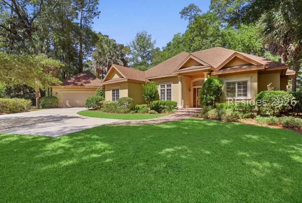 Property Slideshow image 2 of 56 | 37 crooked pond dr, Hilton Head Island, SC, 29926