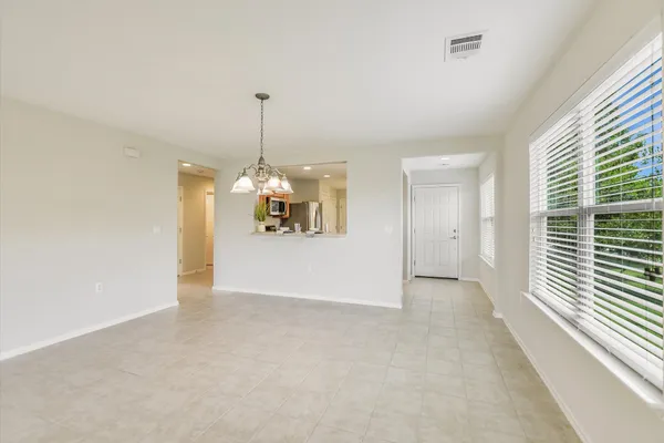 Property Slideshow image 3 of 20 | 512 salt creek ln, Georgetown, TX, 78633