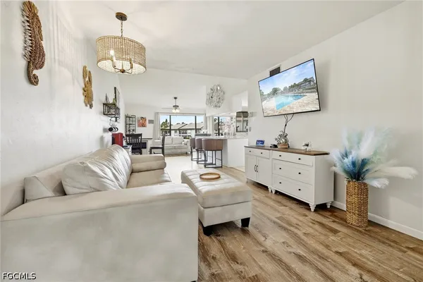Property Slideshow image 3 of 39 | 5830 trailwinds dr 824, Fort Myers, FL, 33907