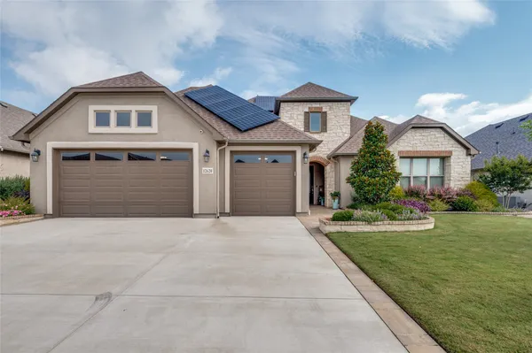 Property Slideshow image 2 of 30 | 12620 lockhart dr, Denton, TX, 76207