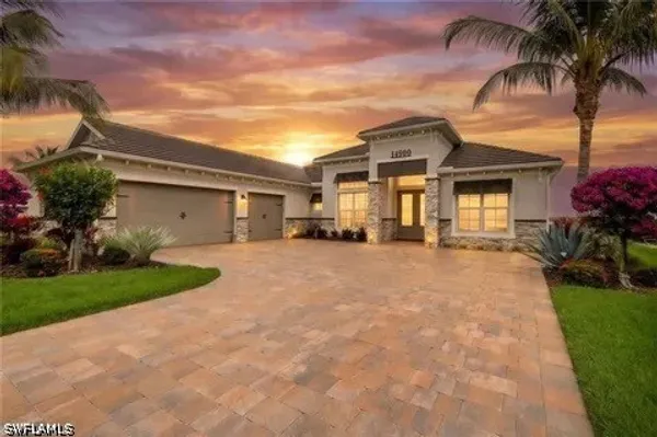 Property Slideshow image 2 of 50 | 14900 blue bay cir, Fort Myers, FL, 33913