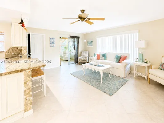 Property Slideshow image 3 of 24 | 1042 n dr a, Delray Beach, FL, 33445