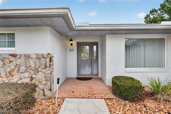 Property Slideshow image 3 of 33 | 10 crestview ct, Lake Placid, FL, 33852