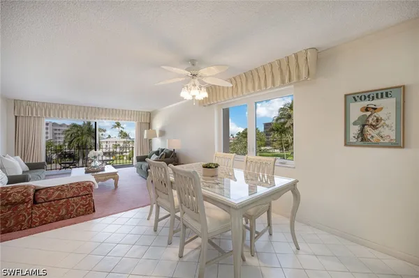 Property Slideshow image 3 of 27 | 2150 gulf shore blvd 411, Naples, FL, 34102