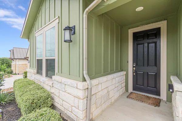 Property Slideshow image 2 of 40 | 104 singing sumac way, San Marcos, TX, 78666