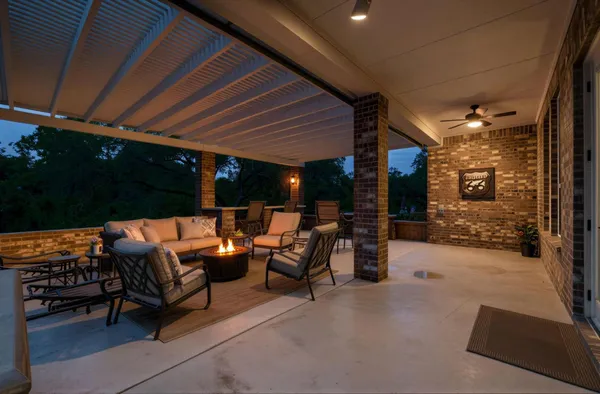 Property Slideshow image 2 of 40 | 222 saddlebred ln, Georgetown, TX, 78633