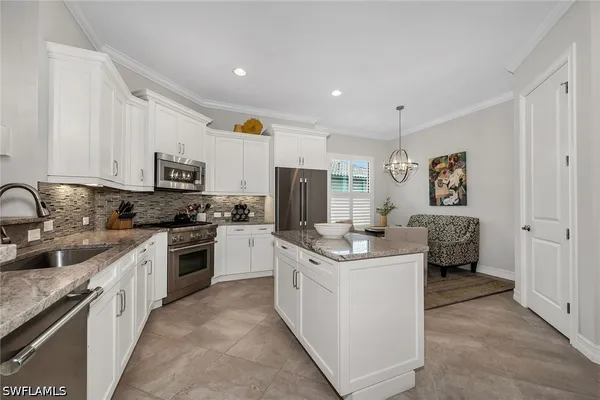 Property Slideshow image 3 of 49 | 6589 roma way, Naples, FL, 34113
