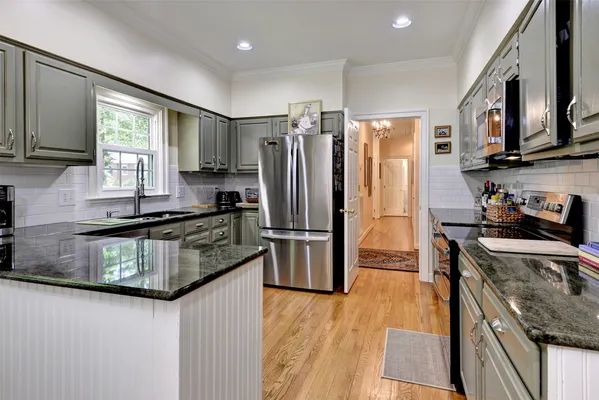 Property Slideshow image 3 of 27 | 104 addingtons, Williamsburg, VA, 23188