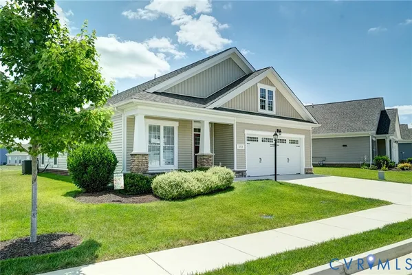 Property Slideshow image 3 of 44 | 1713 new settlement dr, Henrico, VA, 23231