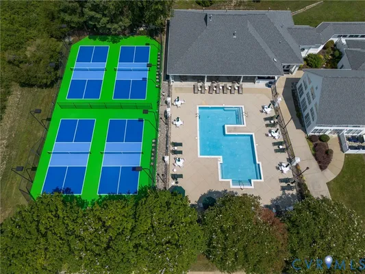 Property Slideshow image 3 of 20 | 5046 lewisetta dr, Glen Allen, VA, 23060