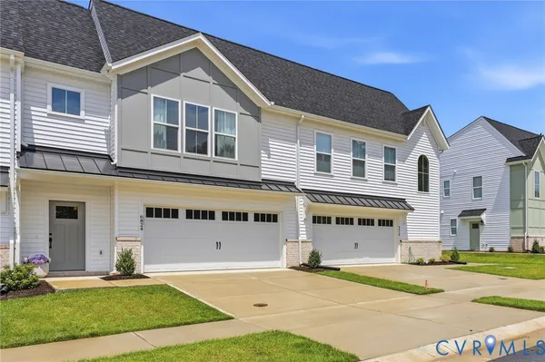 Property Slideshow image 2 of 29 | 6824 oasis breeze ln, Midlothian, VA, 23112