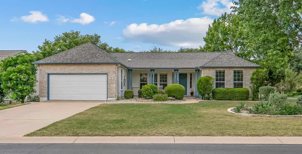 Property Slideshow image 2 of 37 | 101 vinca dr, Georgetown, TX, 78633
