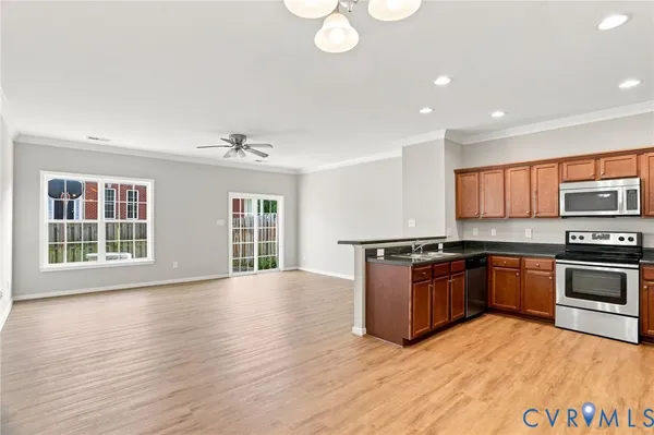 Property Slideshow image 3 of 45 | 7207 jackson arch dr, Mechanicsville, VA, 23111