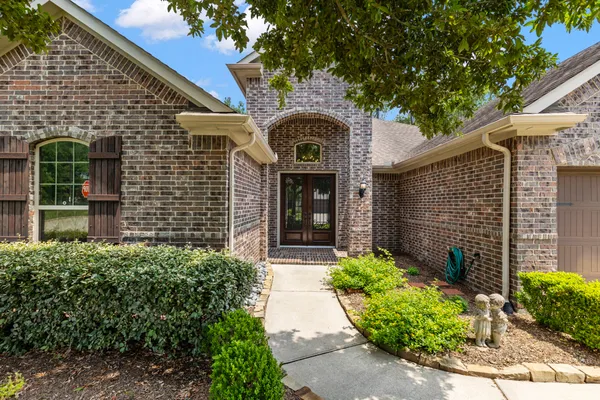 Property Slideshow image 2 of 22 | 103 blue gilia ct, Montgomery, TX, 77316