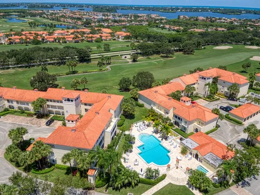 Property Slideshow image 2 of 34 | 5060 harmony cir 307, Vero Beach, FL, 32967