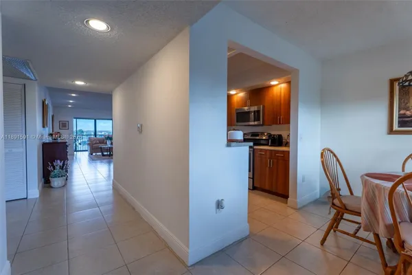Property Slideshow image 3 of 14 | 1400 sw 131st way 410q, Pembroke Pines, FL, 33027