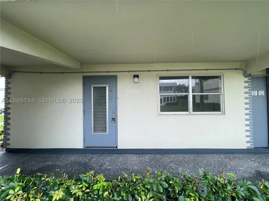 Property Slideshow image 2 of 19 | 101 brittany c, Delray Beach, FL, 33446