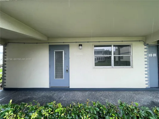 Property Slideshow image 2 of 19 | 101 brittany c, Delray Beach, FL, 33446