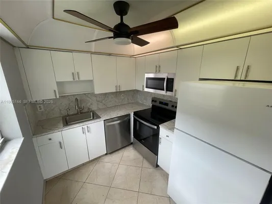 Property Slideshow image 3 of 19 | 101 brittany c, Delray Beach, FL, 33446