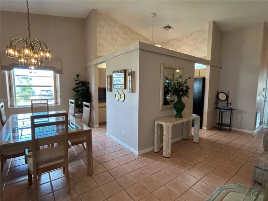 Property Slideshow image 3 of 9 | 5275 tiffany anne cir, West Palm Beach, FL, 33417