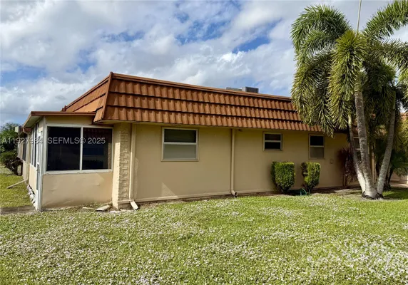 Property Slideshow image 3 of 33 | 293 seville m 293, Delray Beach, FL, 33446