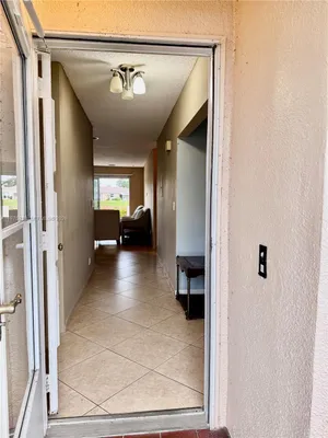 Property Slideshow image 2 of 11 | 8838 bella vista dr, Boca Raton, FL, 33433