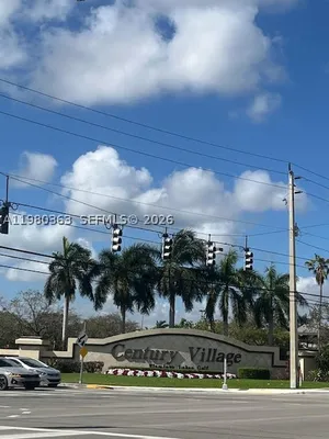 Property Slideshow image 3 of 38 | 300 sw 134th way 102e, Pembroke Pines, FL, 33027