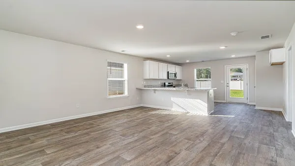 Property Slideshow image 3 of 21 | 640 culmen ct, Myrtle Beach, SC, 29588