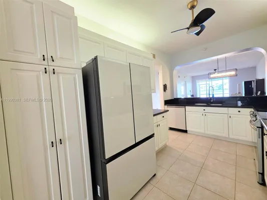 Property Slideshow image 3 of 37 | 7611 southampton ter 110, Tamarac, FL, 33321