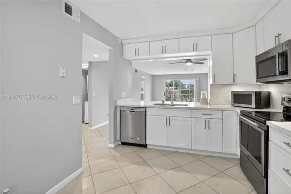 Property Slideshow image 3 of 43 | 901 sw 128th ter 102a, Pembroke Pines, FL, 33027
