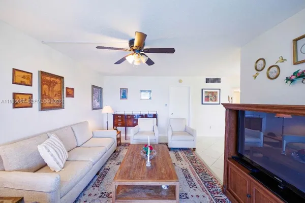 Property Slideshow image 2 of 34 | 9150 lime bay blvd 110, Tamarac, FL, 33321