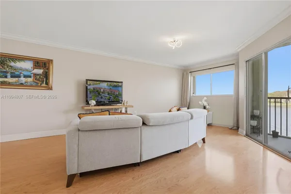 Property Slideshow image 3 of 34 | 13705 sw 12th st 202b, Pembroke Pines, FL, 33027