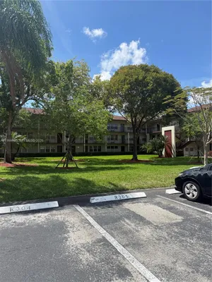 Property Slideshow image 2 of 19 | 150 sw 134th way 103r, Pembroke Pines, FL, 33027