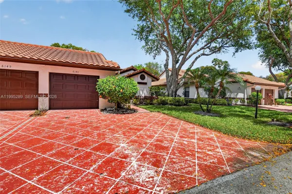 Property Slideshow image 3 of 99 | 6141 sunny pointe cir, Delray Beach, FL, 33484