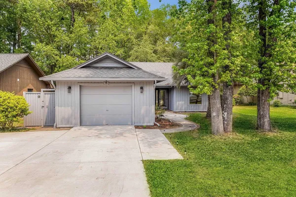 Property Slideshow image 2 of 33 | 103 hickory dr, Conway, SC, 29526