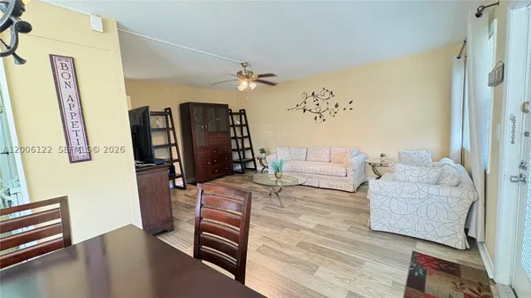 Property Slideshow image 3 of 22 | 1044 harwood d d, Deerfield Beach, FL, 33442