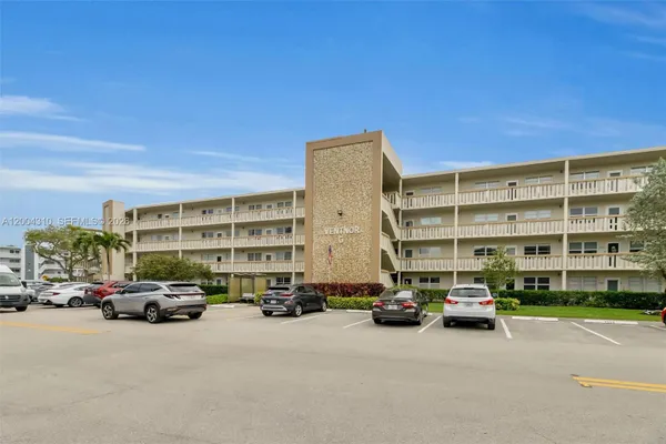 Property Slideshow image 3 of 22 | 3013 ventnor g 3, Deerfield Beach, FL, 33442