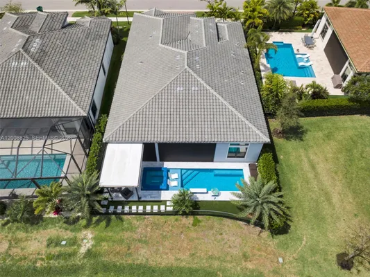 Property Slideshow image 2 of 51 | 8022 deer lake ct, Parkland, FL, 33067