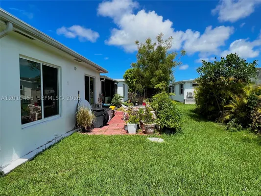 Property Slideshow image 3 of 15 | 6800 nw 15th st, Margate, FL, 33063