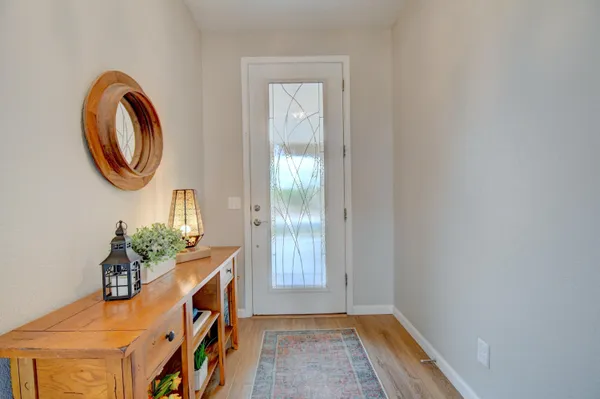 Property Slideshow image 3 of 38 | 9201 sugar creek ln, Albuquerque, NM, 87120