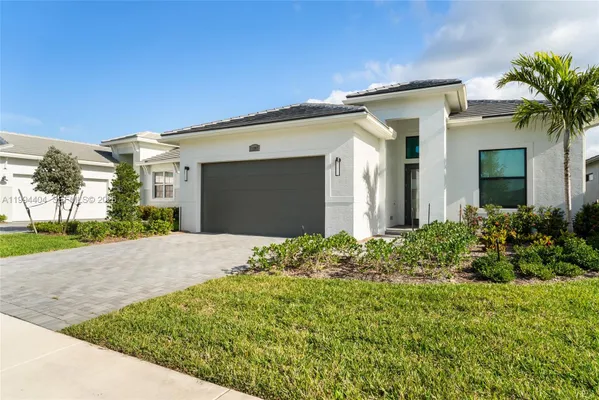 Property Slideshow image 2 of 36 | 11267 sw pietra way, Port St Lucie, FL, 34987
