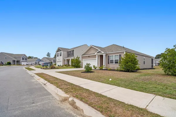 Property Slideshow image 2 of 32 | 1173 sennema cir, Myrtle Beach, SC, 29588
