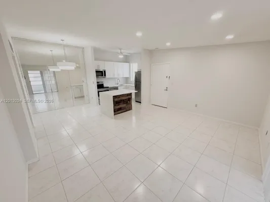 Property Slideshow image 2 of 41 | 7857 ashmont cir 213, Tamarac, FL, 33321