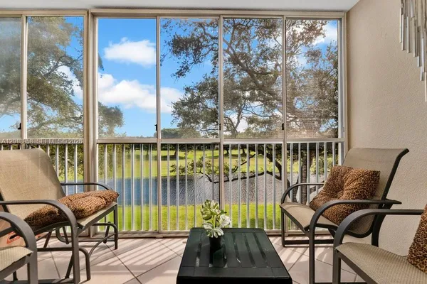 Property Slideshow image 2 of 25 | 1101 sw 128th ter 309c, Pembroke Pines, FL, 33027