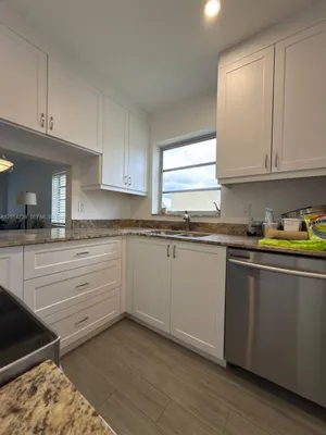 Property Slideshow image 3 of 14 | 6070 nw 64th ave 312, Tamarac, FL, 33319