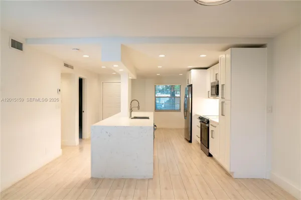 Property Slideshow image 3 of 34 | 1604 abaco dr f1, Coconut Creek, FL, 33066